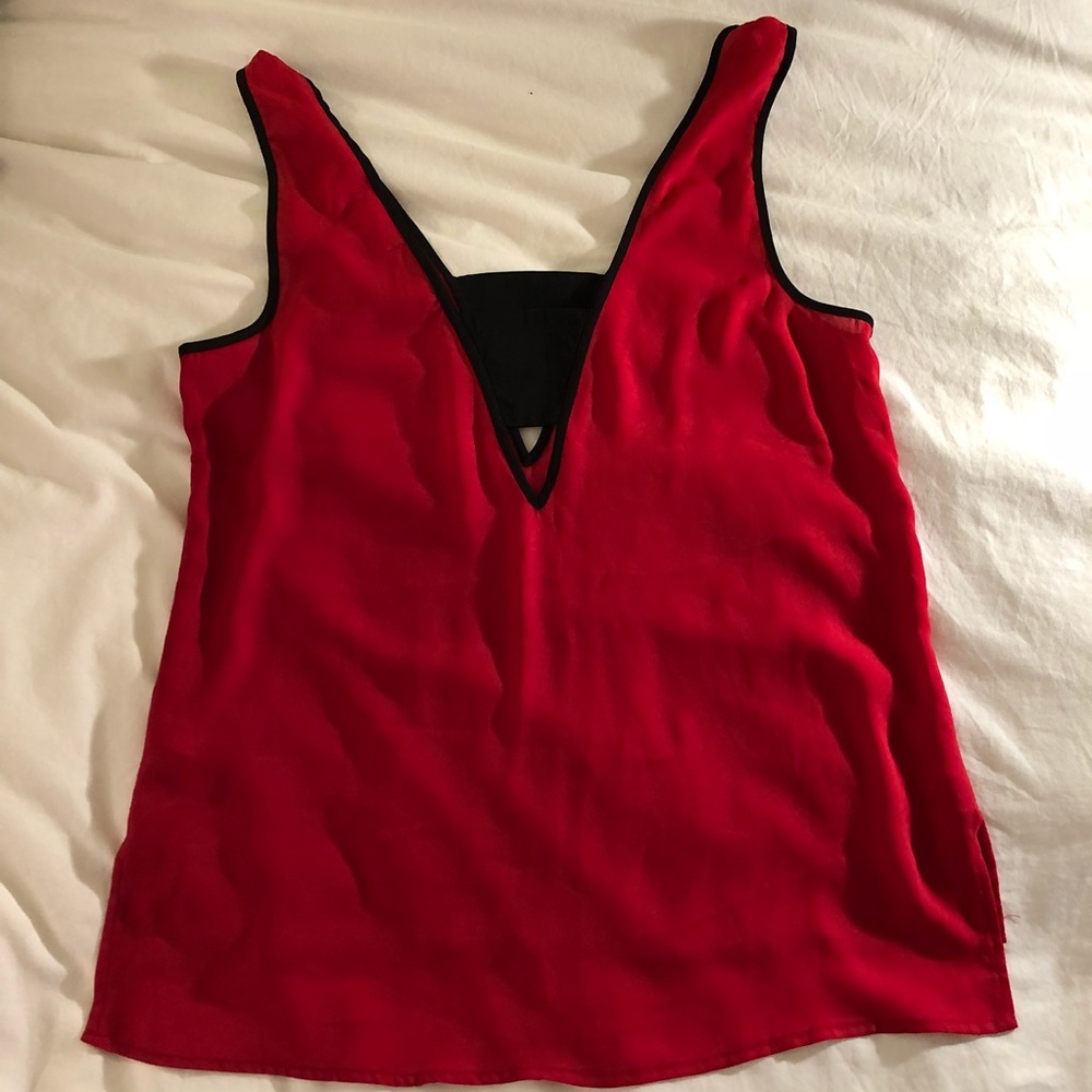 ✨HOST PICK💫 one of a kind RED TOP👠💋💄 - Picture 3 of 4